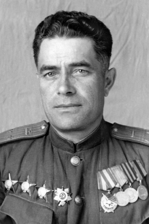 Листухин Иван Яковлевич
