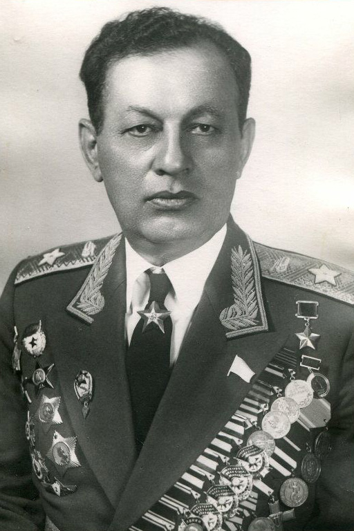 Бабаджанян Амазасп Хачатурович